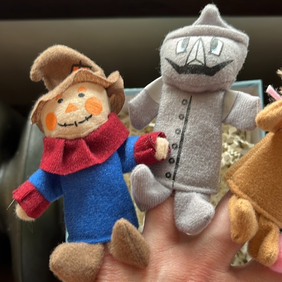 Wizard of Oz finger puppets like new - Picture 4 of 7